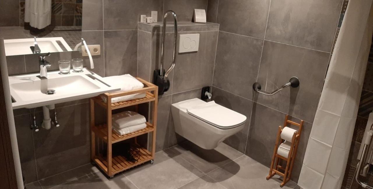La Libellule Hotel Боранг Екстериор снимка