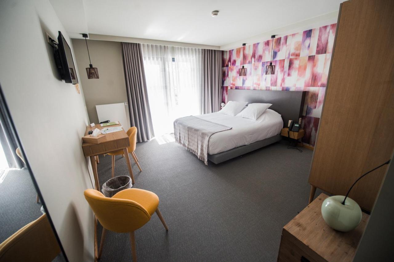 La Libellule Hotel Боранг Екстериор снимка