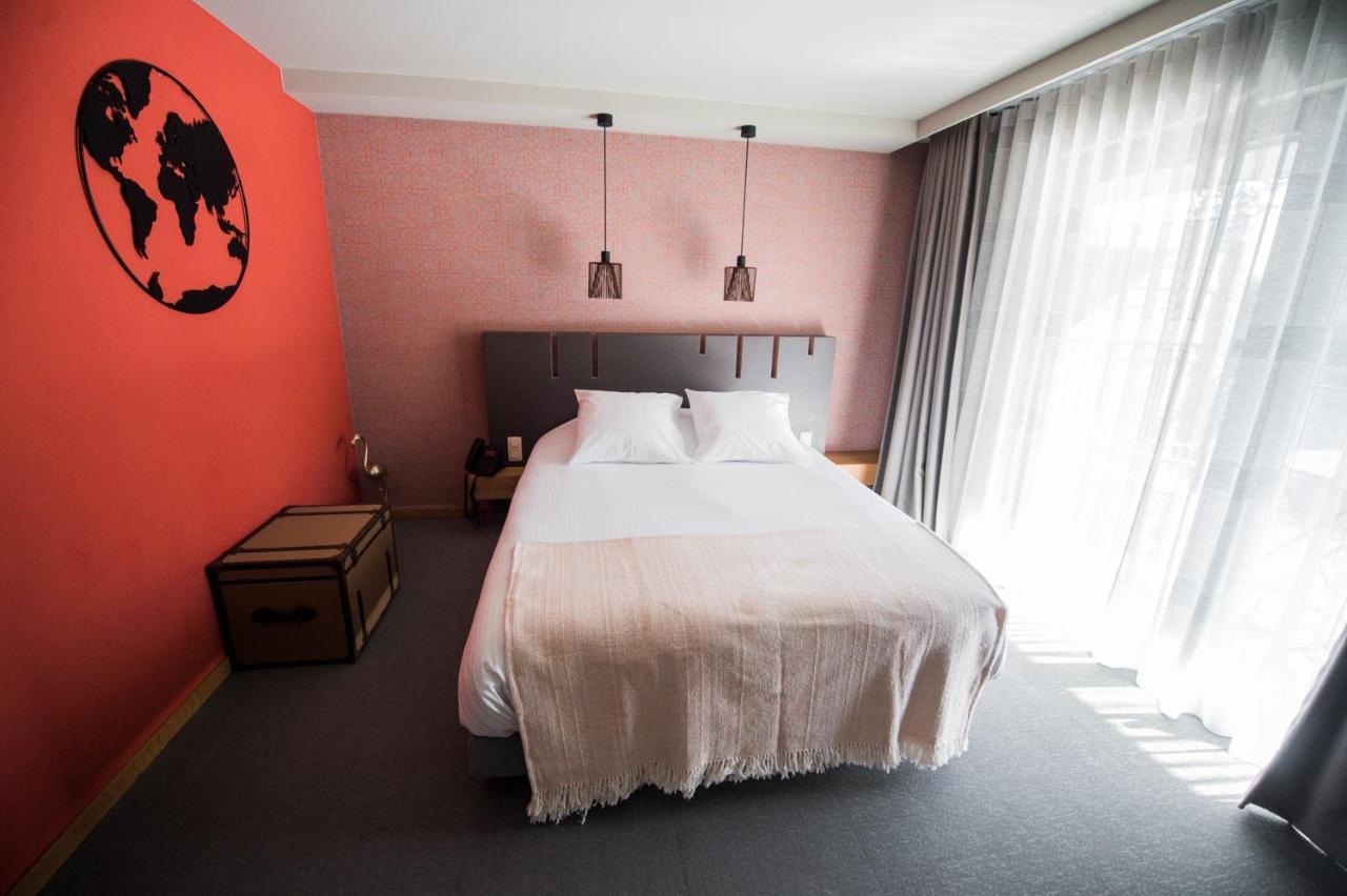 La Libellule Hotel Боранг Екстериор снимка