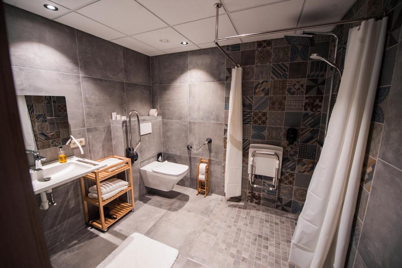 La Libellule Hotel Боранг Екстериор снимка