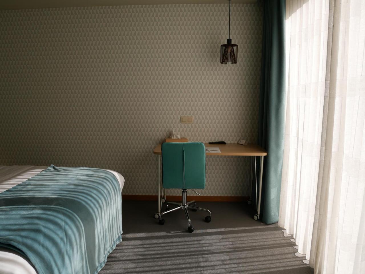 La Libellule Hotel Боранг Екстериор снимка