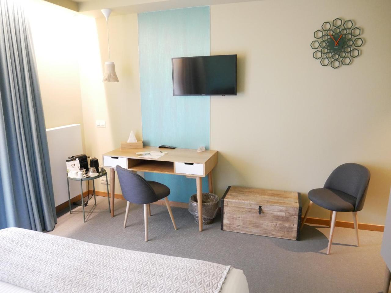 La Libellule Hotel Боранг Екстериор снимка