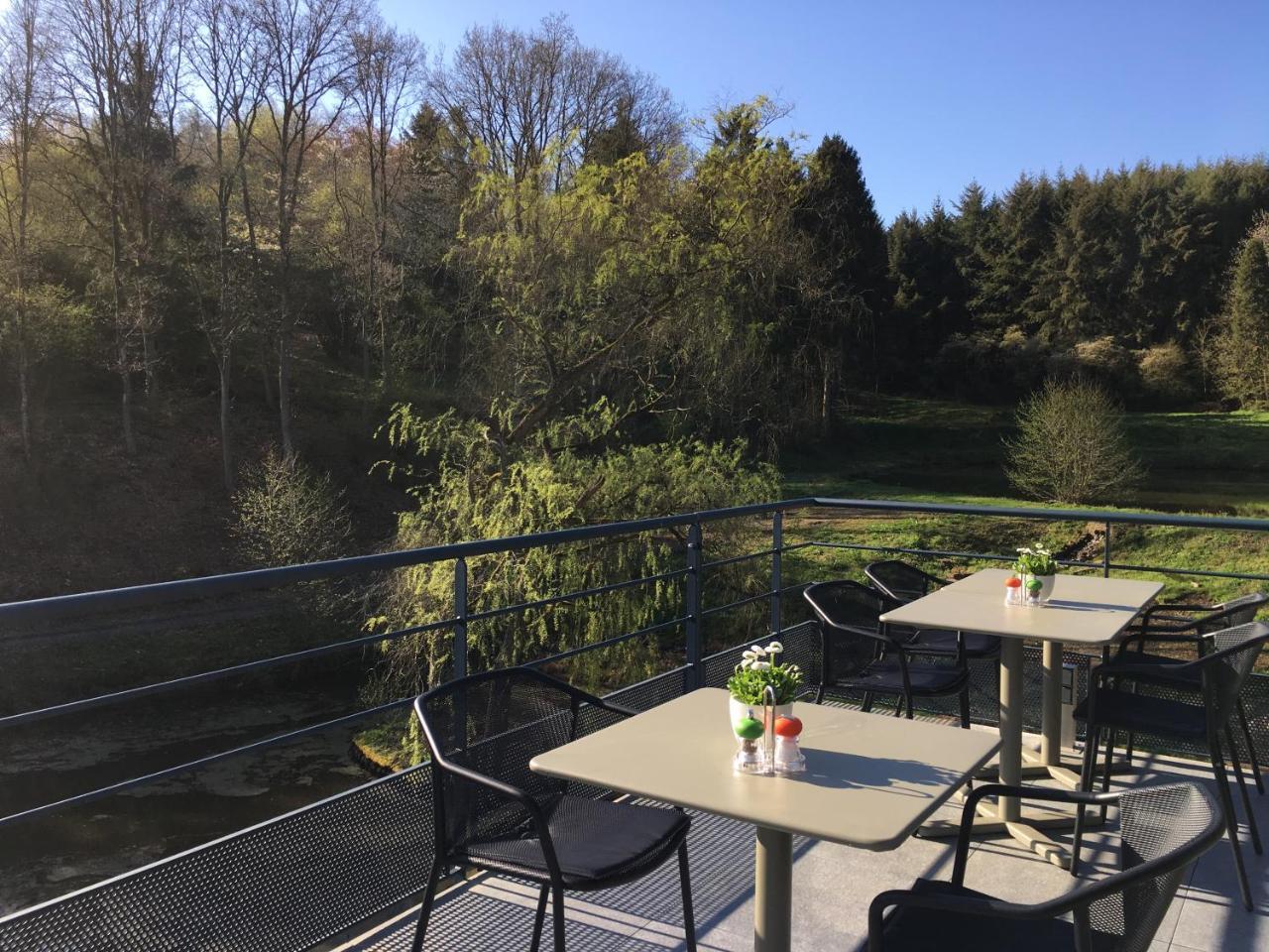 La Libellule Hotel Боранг Екстериор снимка