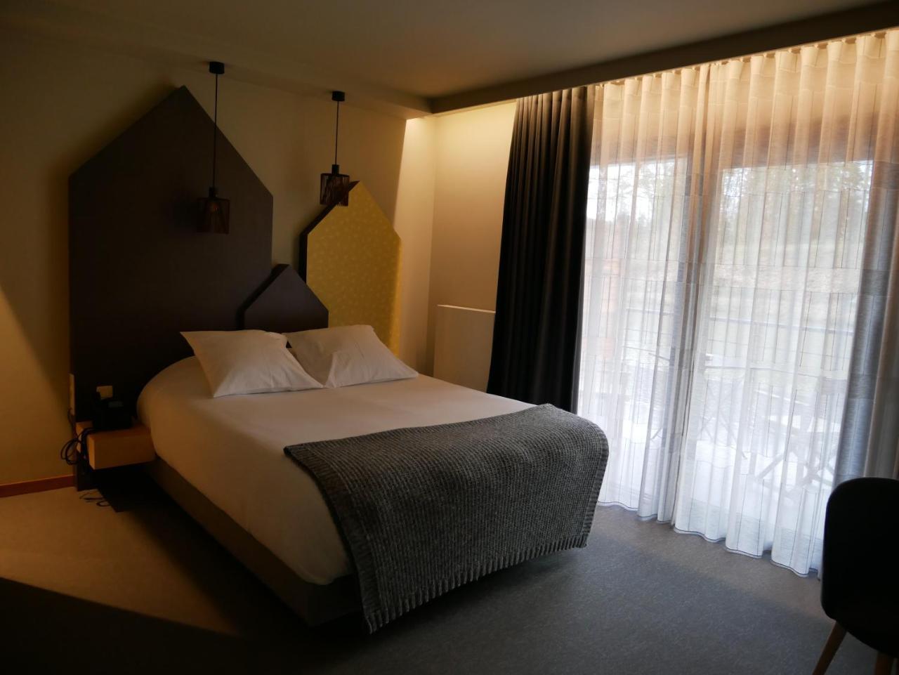 La Libellule Hotel Боранг Екстериор снимка
